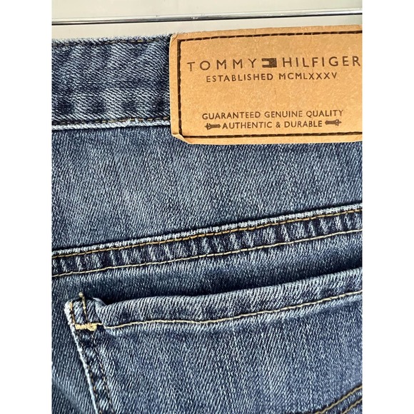 Tommy Hilfiger Blue Jeans Womens Size 14 Pants Pockets Zipper - Picture 8 of 8